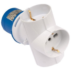 ADAPTADOR IND. 2P+T 16A 250V IP20 2P+T/3x(2P+TTL)EU/IT