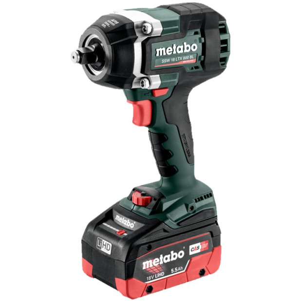 ATORNILLADOR IMPACTO SSW 18LTX 800 BL C/B 5.5AH