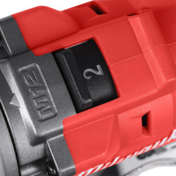 TALADRO PERCUTOR MILWAUKEE M12FPD2-402X