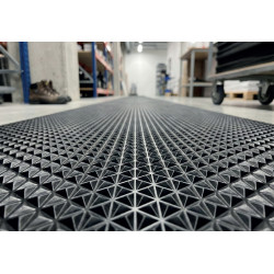 PAVIMENTO PVC ARROZ NEGRO 1200x1.6MM R.18MTS (POR MTS)